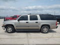 Photo 14 of 17 — 2002 Chevrolet Suburban 1500