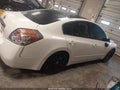 Photo 13 of 16 — 2010 Nissan Altima