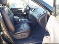 2018 Nissan Pathfinder — photo 5 of 19 | VIN 5N1DR2MM6JC623263