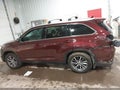 Photo 13 of 15 — 2019 Toyota Highlander
