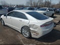 Photo 3 of 16 — 2016 Lincoln MKZ