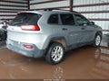 Photo 4 of 16 — 2016 Jeep Cherokee