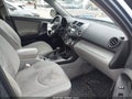 Photo 5 of 17 — 2010 Toyota RAV4