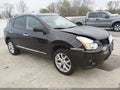 Photo 1 of 13 — 2012 Nissan Rogue