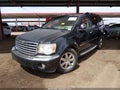 Photo 2 of 10 — 2008 Chrysler Aspen