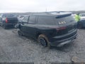 Photo 3 of 17 — 2026 Chevrolet Traverse