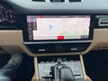 Photo 6 of 10 — 2021 Porsche Cayenne