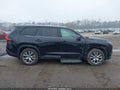 Photo 14 of 17 — 2024 Toyota Highlander
