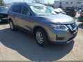 Photo 1 of 17 — 2018 Nissan Rogue