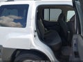 2012 Nissan Xterra — photo 8 of 12 | VIN 5N1AN0NU6CC522910