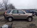 Photo 13 of 16 — 2005 Honda CR-V