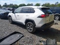 Photo 3 of 17 — 2022 Toyota RAV4