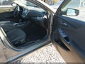 Photo 5 of 16 — 2018 Chevrolet Malibu Limited