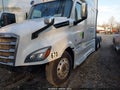 Photo 2 of 19 — 2019 Freightliner New Cascadia 126