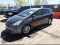 Photo 2 of 18 — 2013 Toyota Prius V