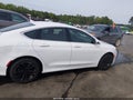 Photo 13 of 16 — 2015 Chrysler 200