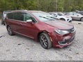 Photo 1 of 16 — 2018 Chrysler Pacifica