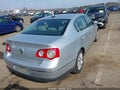 Photo 4 of 16 — 2006 Volkswagen Passat