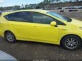 Photo 13 of 16 — 2014 Toyota Prius V