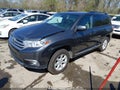 Photo 2 of 17 — 2013 Toyota Highlander