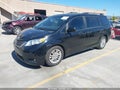Photo 2 of 17 — 2015 Toyota Sienna