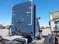 Photo 4 of 14 — 2022 Kenworth T680