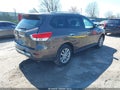 Photo 4 of 17 — 2016 Nissan Pathfinder