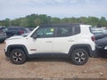 Photo 14 of 16 — 2021 Jeep Renegade