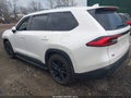 Photo 3 of 17 — 2024 Toyota Highlander