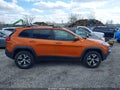 Photo 13 of 18 — 2015 Jeep Cherokee