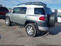 Photo 3 of 17 — 2010 Toyota FJ Cruiser