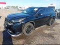 Photo 2 of 21 — 2023 Toyota Highlander