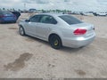 Photo 3 of 11 — 2012 Volkswagen Passat