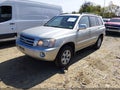 Photo 2 of 11 — 2003 Toyota Highlander