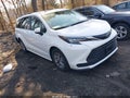 Photo 1 of 19 — 2024 Toyota Sienna