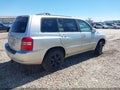 Photo 4 of 11 — 2003 Toyota Highlander