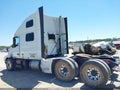 Photo 18 of 24 — 2018 Volvo VNL