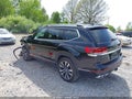Photo 3 of 16 — 2022 Volkswagen Atlas