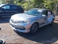2017 Honda Accord — photo 2 of 16 | VIN 1HGCR2F86HA203915