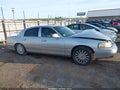 Photo 13 of 16 — 2005 Lincoln Town Car