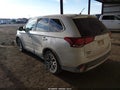 Photo 3 of 16 — 2016 Mitsubishi Outlander