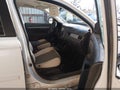 Photo 5 of 16 — 2016 Mitsubishi Outlander