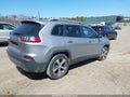 Photo 4 of 16 — 2019 Jeep Cherokee