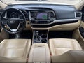 Photo 6 of 10 — 2019 Toyota Highlander