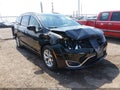 Photo 1 of 16 — 2019 Chrysler Pacifica