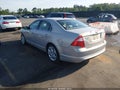 Photo 3 of 16 — 2010 Ford Fusion