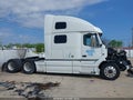 Photo 13 of 15 — 2017 Volvo VNL
