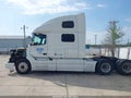 Photo 14 of 15 — 2017 Volvo VNL