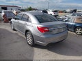 2013 Chrysler 200 — photo 3 of 11 | VIN 1C3CCBBG5DN514773