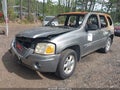 Photo 2 of 10 — 2005 GMC Envoy